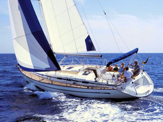 Danai (with Bowthruster ,Solar Panels, New Sails)