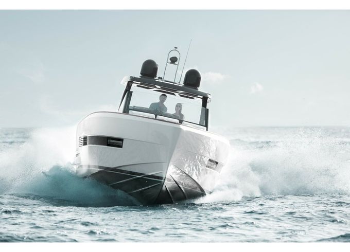 MEDCAT68 Available for daily charter only - From 10:00 to 20:00 - 0 night