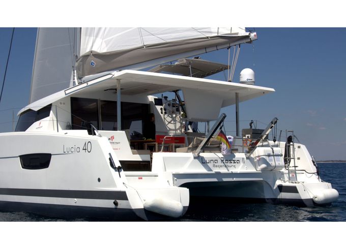 Luna Rossa II