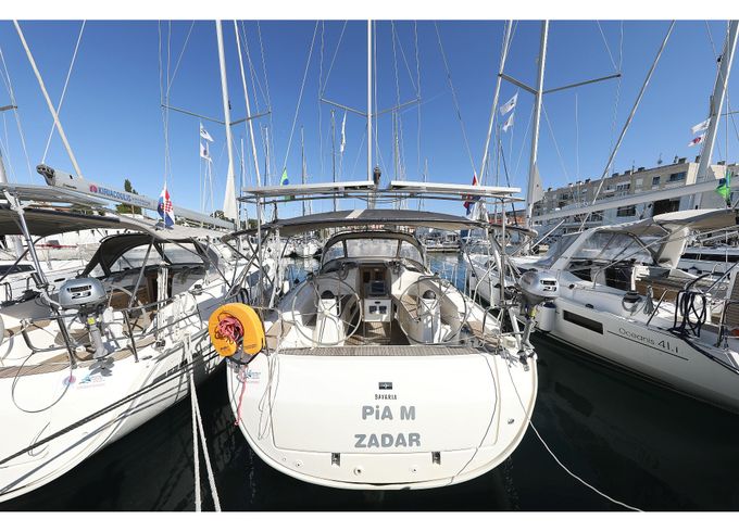 PIA M