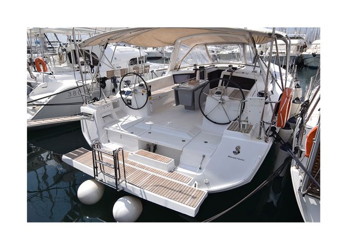 Butterfly (AIR-CO/GENERATOR/12 PAX)