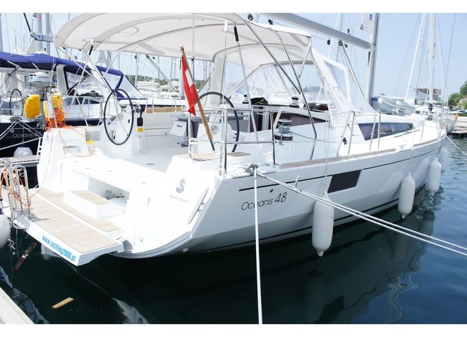 LUNA ROSSA
