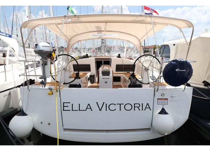 Ella Victoria