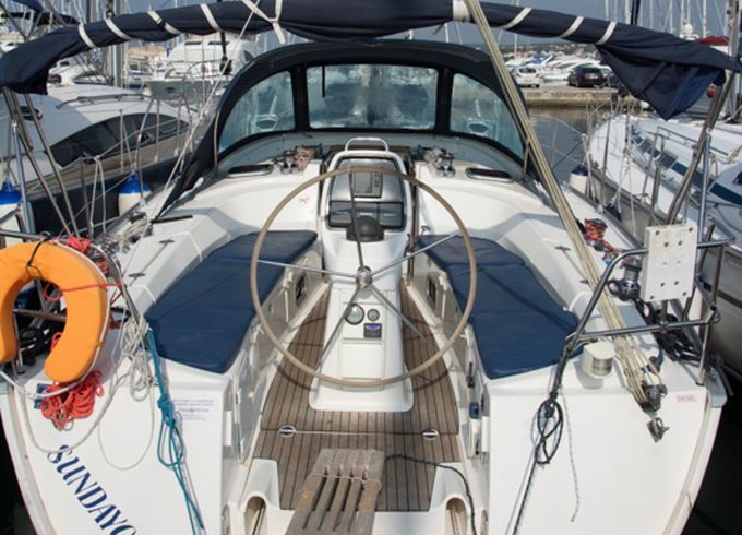 (1132 BG) (sails 2015)