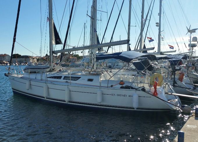 VIOLA ( new sails)