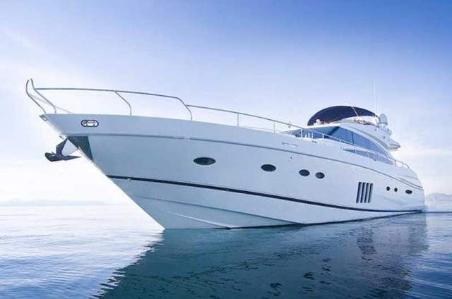 Princess Fly Bridge 65