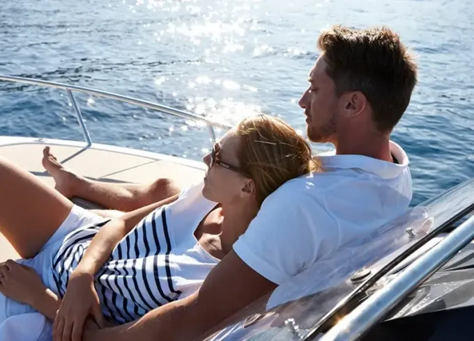 QUICKSILVER ACTIV 675 SUNDECK