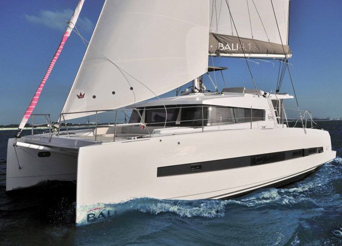 MEDUSA I (generator, air condition, 1 SUP free of charge)