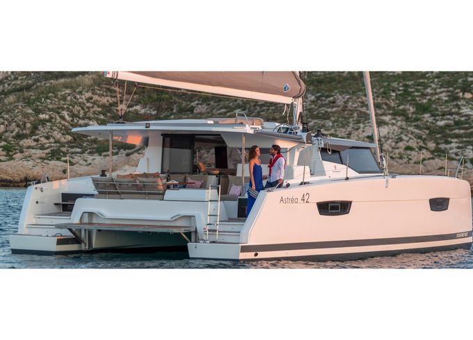 NOU NOU 1 - Skippered