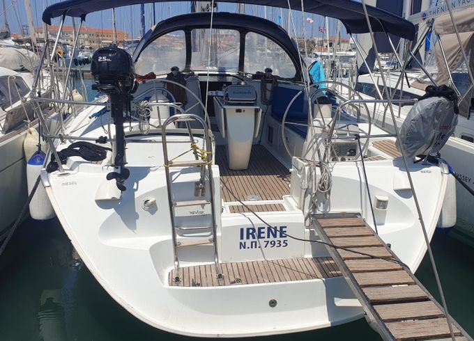 Irene (Refit & New sails 2022 - Solar panel)