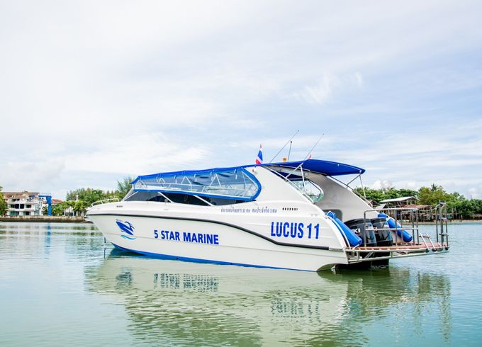 Lucus 11 5 Star Marine