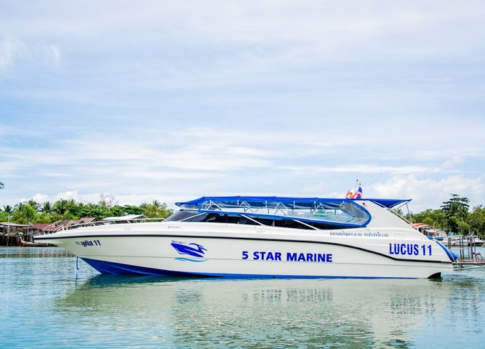 Lucus 11 5 Star Marine