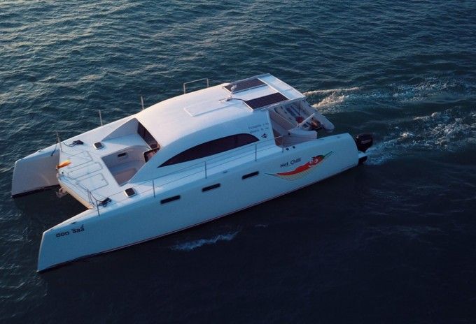 38 ft. Power Catamaran Hot Chilli