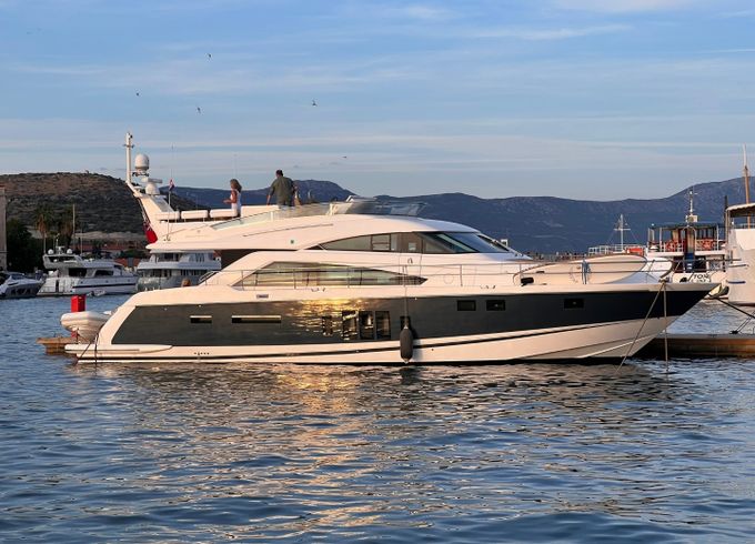 SPRAOI NA MARA (skipper incl., any-day charters)