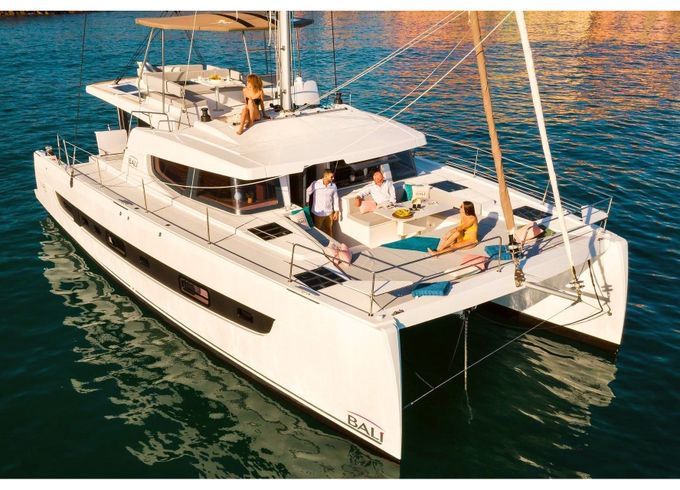 Star Velvet (A/C, Generator, Water Maker, dishwasher)