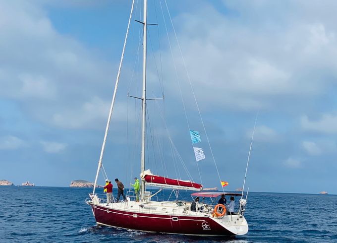 Furtivo (Oceanis 50)SIN PATRÓN