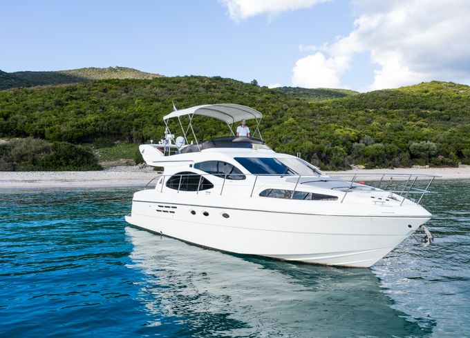 Azimut 46 Fly