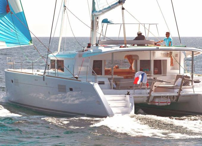 Lagoon 450 Fly