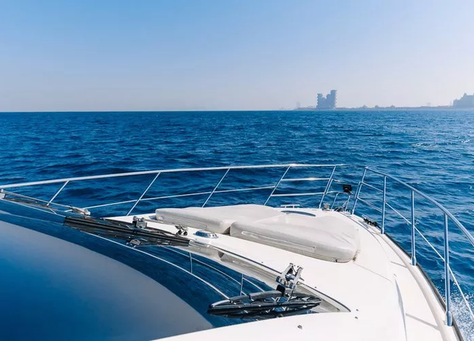 AZIMUT YES
