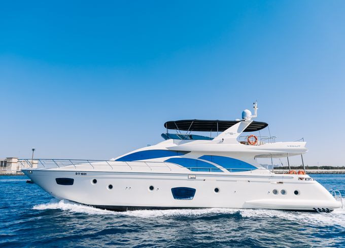 AZIMUT VIKTORIA