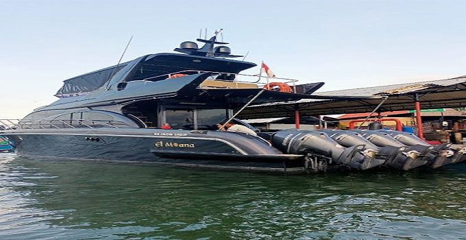 Monohull MN