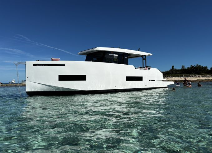 Palm Beach Luxury Yacht Experience