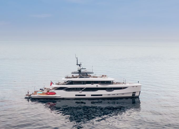 Benetti Oasis 40M