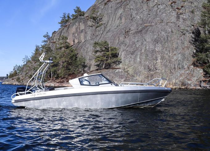 UMS-Boat 805 DC