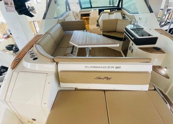 Sea Ray 320 Coupe Sundancer