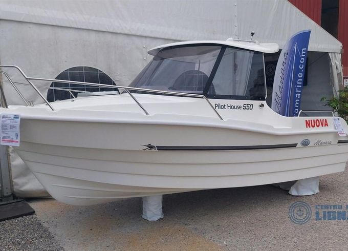 Manara 550 Pilot House