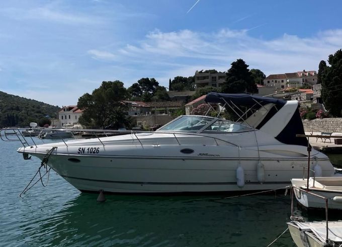 Cruisers 320 EXPRESS