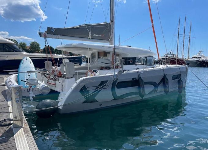 Jeanneau Excess 12