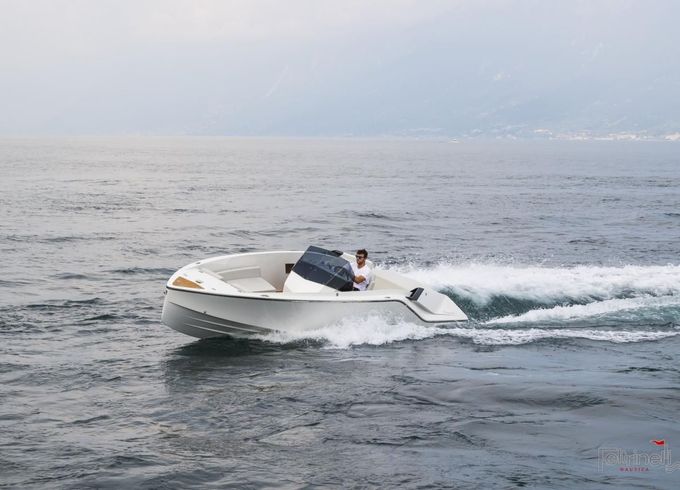 Frauscher 747 Mirage Air