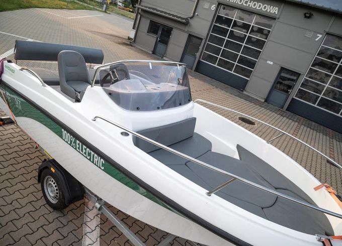 Trident Boats 530 Sport