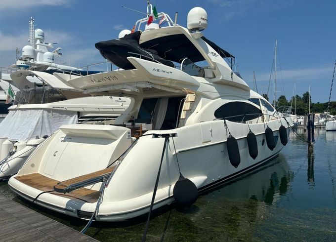 Azimut AZ 68 Fly