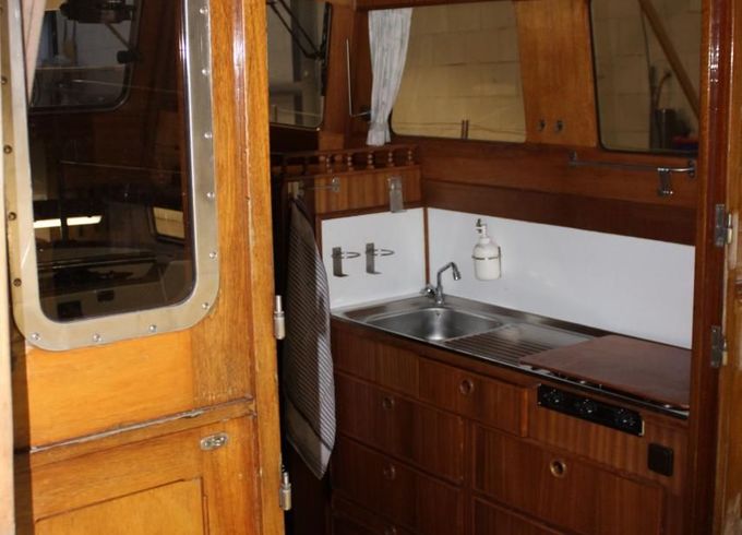30 ST Motorsailer