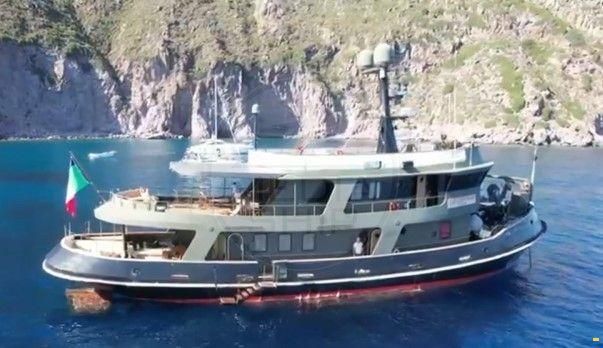 Benetti Tugboat