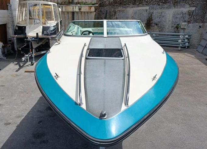 Cruisers 2500 Rogue 25 SP