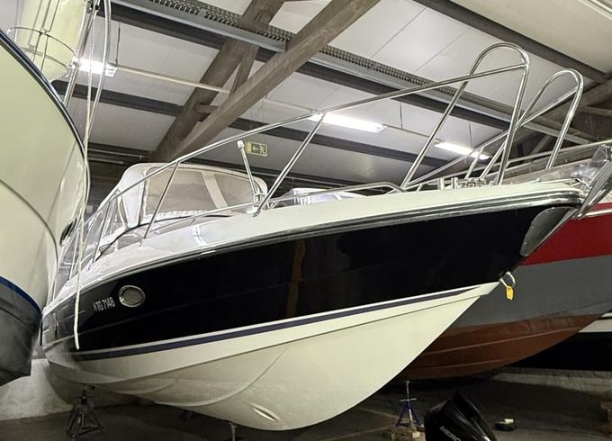 Sunseeker 27 HAWK