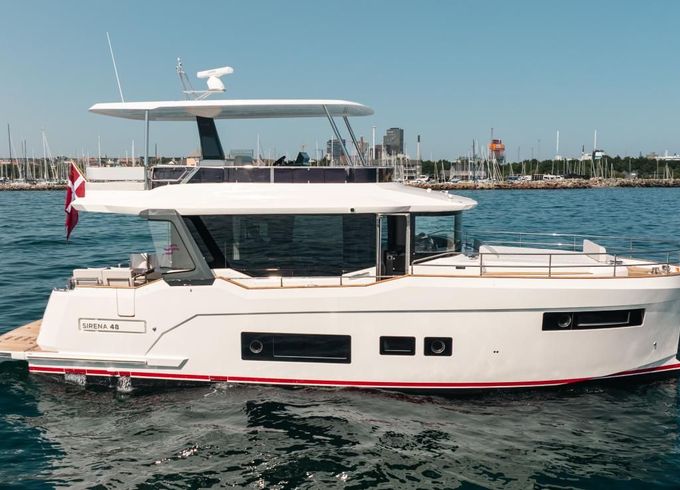 Sirena 48