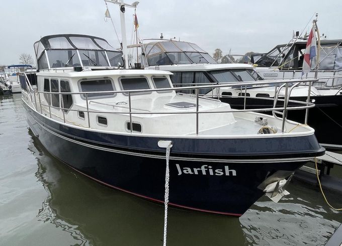 Privateer 37 Hybride