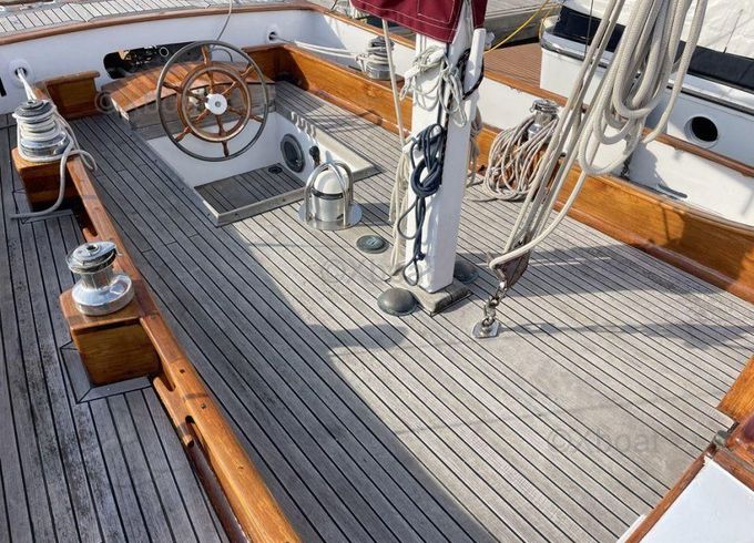 Taos Yacht KETCH CLASSIC BOAT