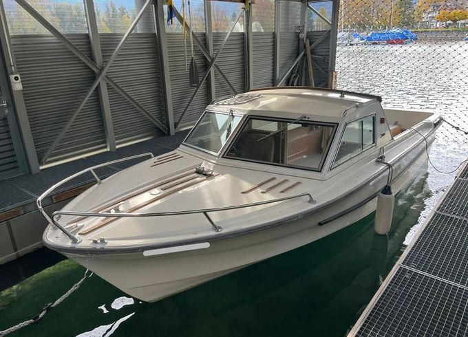 Schweizer Saphir 650