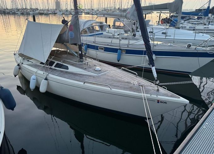 O.L.-Boats One Design International 806