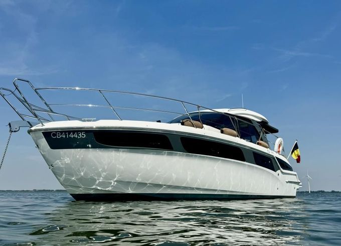 Bavaria S36HT