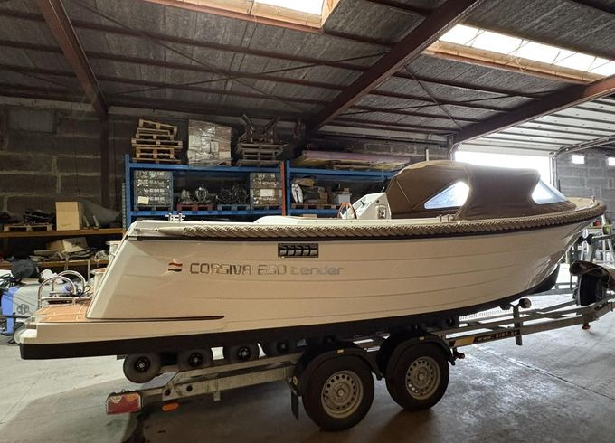 Corsiva 690 Tender