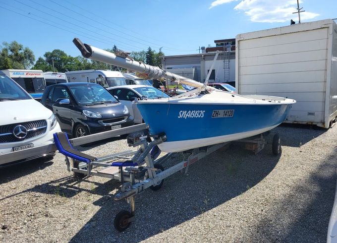 Performance Sailcraft Laser 16