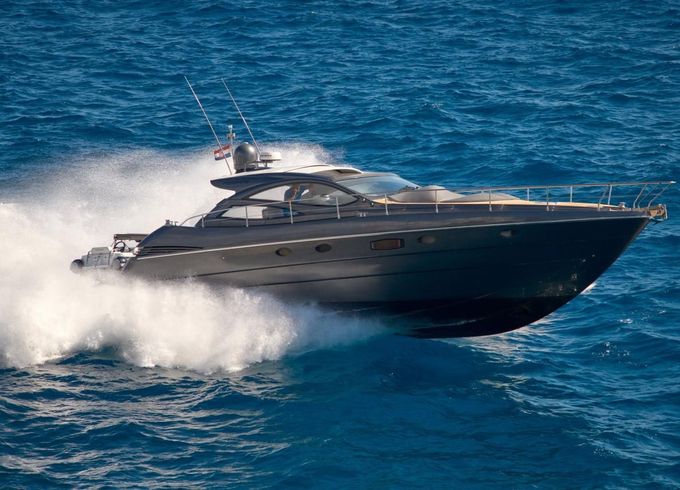 Pershing 50