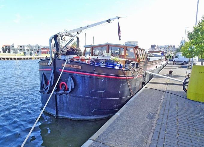 Spits B&B Varend Woonschip 39.09 met CvO