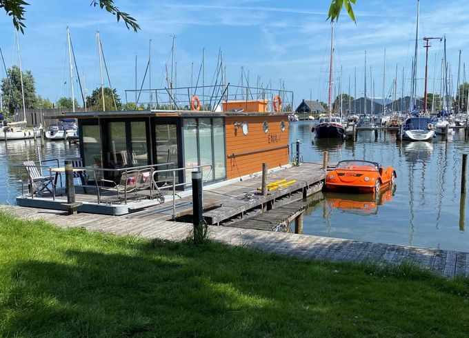 La Mare Houseboat Met Ligplaats Warns Mo